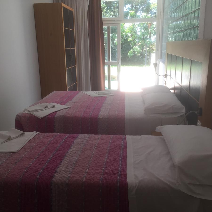 Duna Camere Con Bagno Lido Adriano Kültér fotó